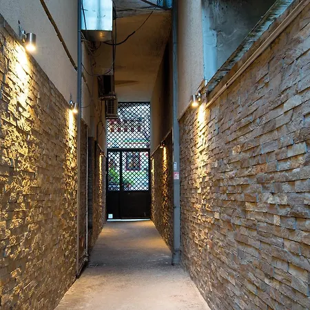 Cosmopolitan * Belgrade