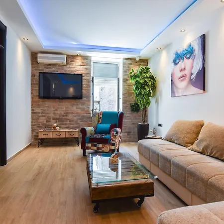 Cosmopolitan * Belgrado